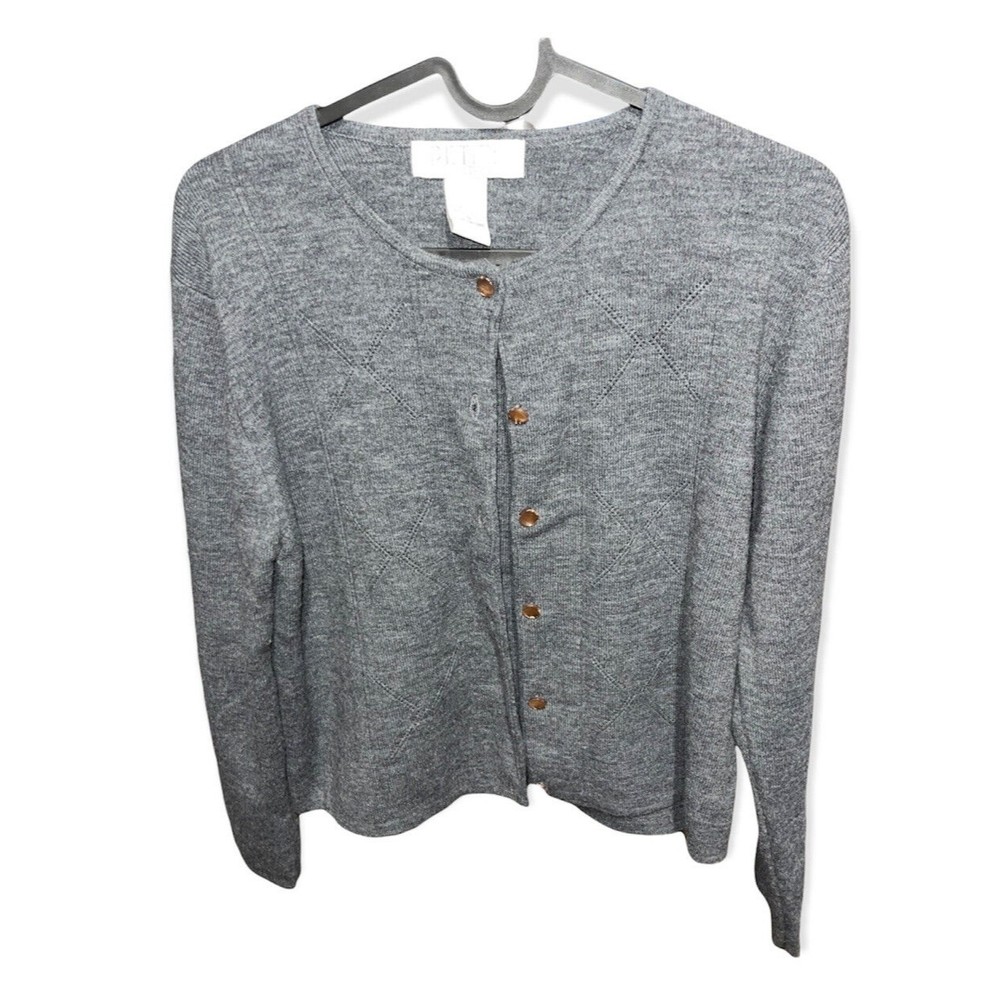 Pre Owned sophisticated petite blend button long sleeve sweater. Size Small
